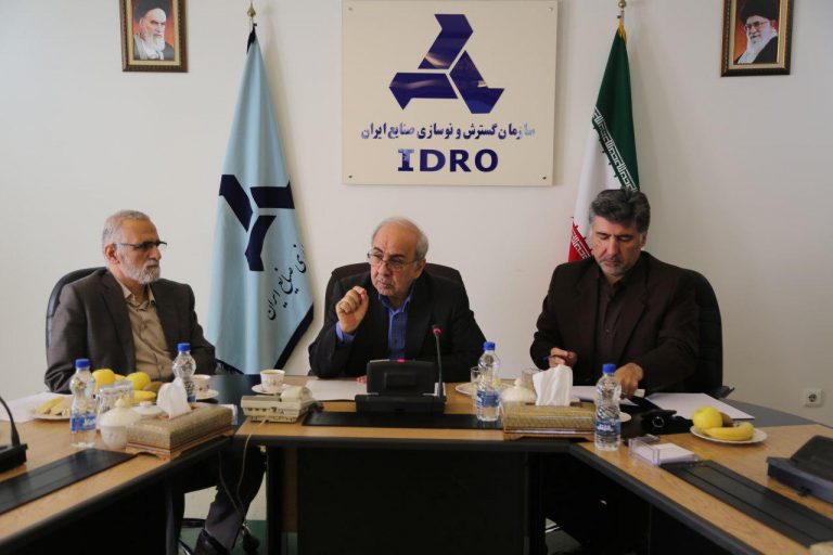 برگزاری جلسه هم اندیشی مدیران حقوقی شرکت های تابعه ایدرو برگزاری جلسه هم اندیشی مدیران حقوقی شرکت های تابعه ایدرو