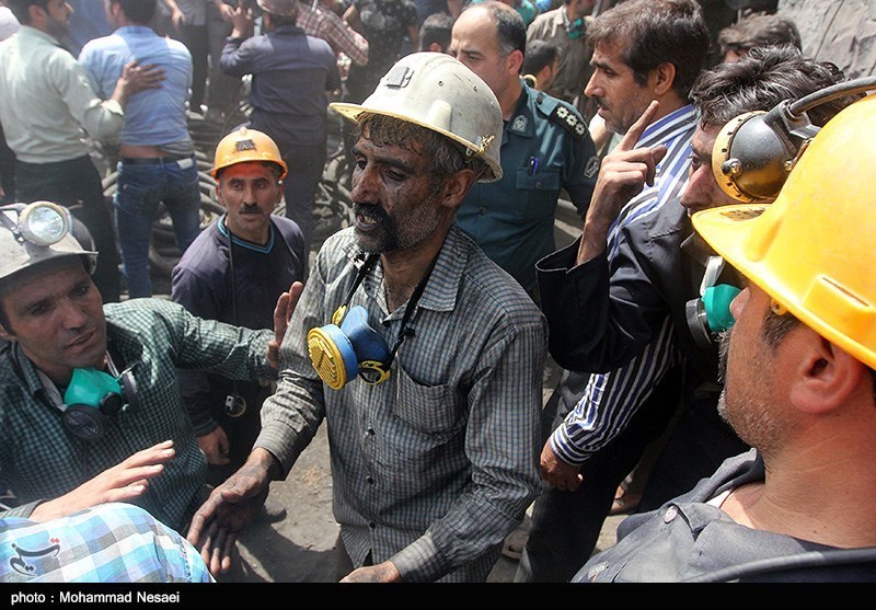 معدن کاران آزادشهر ۱۷ماه معوق حقوق داشتند و بیمه نبودند معدن کاران آزادشهر ۱۷ماه معوق حقوق داشتند و بیمه نبودند