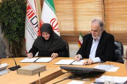 امضای تفاهم نامه بین ایمیدرو و شرکت ملی پتروشیمی با هدف تسهیل روند سرمایه گذاری امضای تفاهم نامه بین ایمیدرو و شرکت ملی پتروشیمی با هدف تسهیل روند سرمایه گذاری