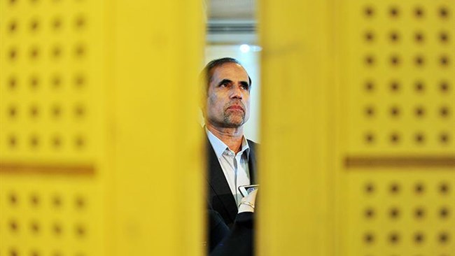 توقف ثبت سفارش واردات خودرو، رانت ایجاد میکند توقف ثبت سفارش واردات خودرو، رانت ایجاد میکند