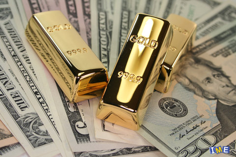 طلای ۱۳۰۰ دلاری در راه است؟ طلای ۱۳۰۰ دلاری در راه است؟