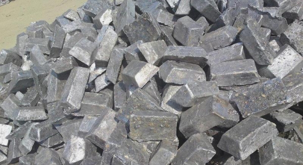 میانگین قیمت سرب در سال آتی 2،350 دلار به‌ازای هر تن خواهد بود
