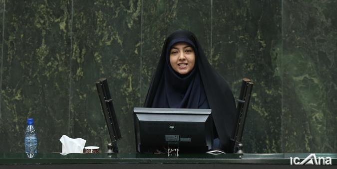 حقوق بازنشستگان فولاد و معدن به موقع پرداخت شود/ لزوم رسیدگی به وضعیت جاده‌های ناایمن