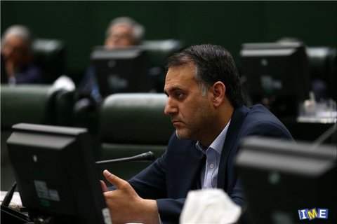 بورس کالا می تواند تعیین کننده قیمت محصولات ایرانی در جهان باشد بورس کالا می تواند تعیین کننده قیمت محصولات ایرانی در جهان باشد