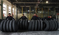 کارگران کیان تایر برای چندمین بار مقابل وزارت صنعت تجمع کردند کارگران کیان تایر برای چندمین بار مقابل وزارت صنعت تجمع کردند