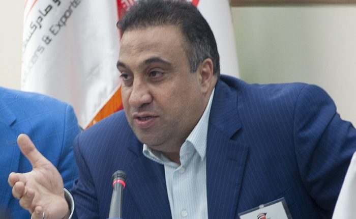 اخذ عوارض صادرات سنگ آهن به تعویق افتاد اخذ عوارض صادرات سنگ آهن به تعویق افتاد