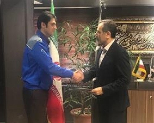 ارائه خدمات امداد خودرو ایران به محصولات بنز ارائه خدمات امداد خودرو ایران به محصولات بنز