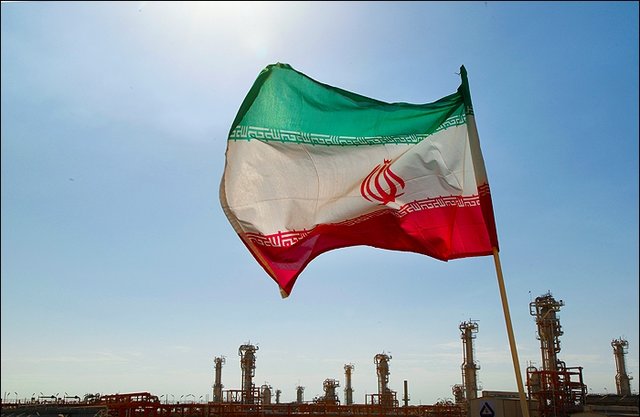 نفت ایران حتی در صورت تشدید تحریمها همچنان خریدار خواهد داشت نفت ایران حتی در صورت تشدید تحریمها همچنان خریدار خواهد داشت