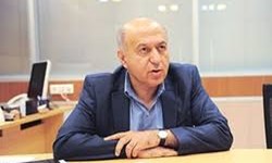 باید به مسئولان شوک داد/ کسی در اقتصاد غیر قابل پیشبینی سرمایهگذاری نمیکند باید به مسئولان شوک داد/ کسی در اقتصاد غیر قابل پیشبینی سرمایهگذاری نمیکند