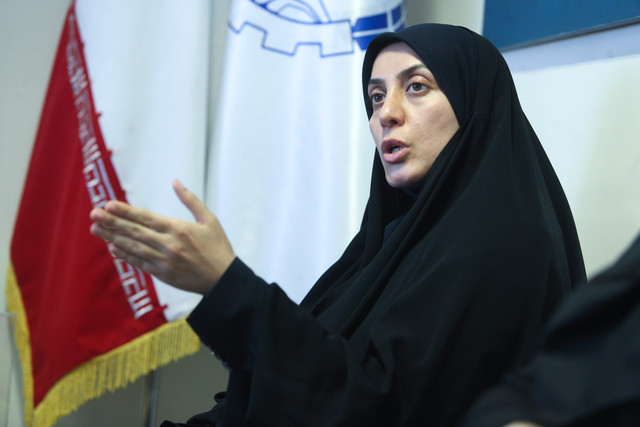 زرآبادی: حمایت از کالای ایرانی در گرو مهار قاچاق، رانت و فساد اداری است زرآبادی: حمایت از کالای ایرانی در گرو مهار قاچاق، رانت و فساد اداری است