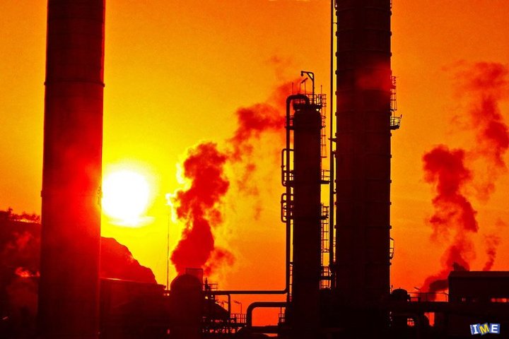 عرضه ۳۷ هزار تن مواد شیمیایی در تالار نقره ای عرضه ۳۷ هزار تن مواد شیمیایی در تالار نقره ای