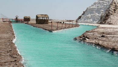 دهکده نمکی خور و بیابانک افتتاح شد