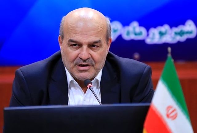 مجوز احداث صنایع پتروشیمی و فولاد از این پس فقط به شرط قرار گرفتن در سواحل کشور صادر می شود مجوز احداث صنایع پتروشیمی و فولاد از این پس فقط به شرط قرار گرفتن در سواحل کشور صادر می شود