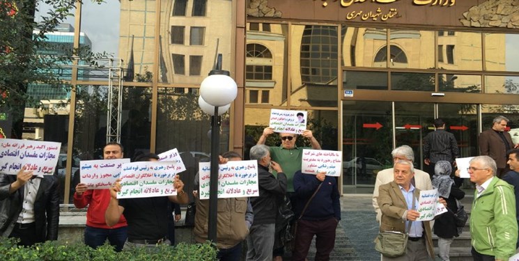 مالباختگان در انتظار حل معمای ترخیص خودرو مالباختگان در انتظار حل معمای ترخیص خودرو