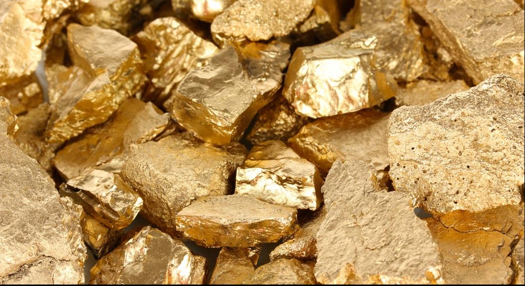 مروری بر نوسانات قیمت طلای ۱۸ عیار در بازار ایران مروری بر نوسانات قیمت طلای ۱۸ عیار در بازار ایران
