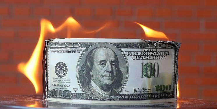 کاهش سهم دلار در ذخایر جهان به دلیل تحریمهای آمریکا کاهش سهم دلار در ذخایر جهان به دلیل تحریمهای آمریکا