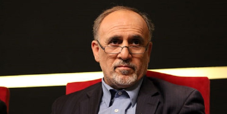 بانک مرکزی باید به شکل کلان وارد بازار ارز شود/ سازوکار بازار نباید مانند بورس ارز باشد بانک مرکزی باید به شکل کلان وارد بازار ارز شود/ سازوکار بازار نباید مانند بورس ارز باشد