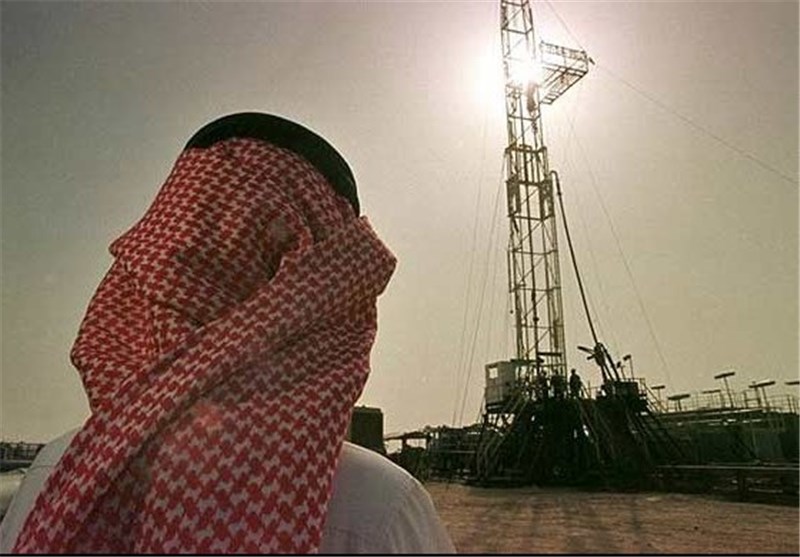 قیمت نفت پایین تر برود عربستان به سختی میافتد قیمت نفت پایین تر برود عربستان به سختی میافتد
