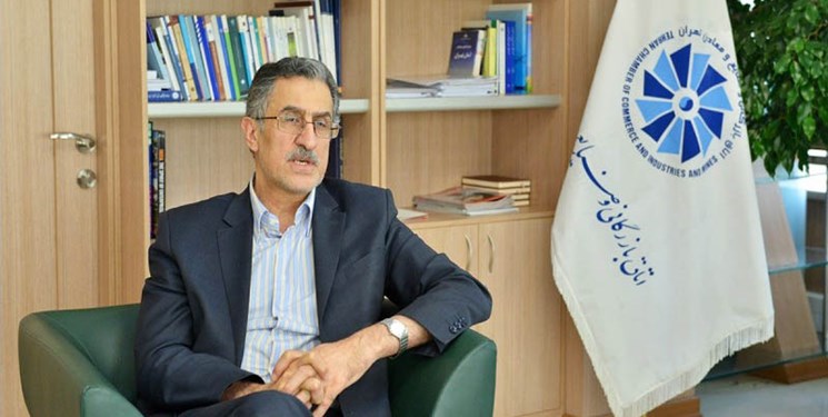 بودجه، رکود و تورم وضعیت مناسبی ندارد/ 53 بار وضعیت کنونی بازار ارز را تذکر دادیم
