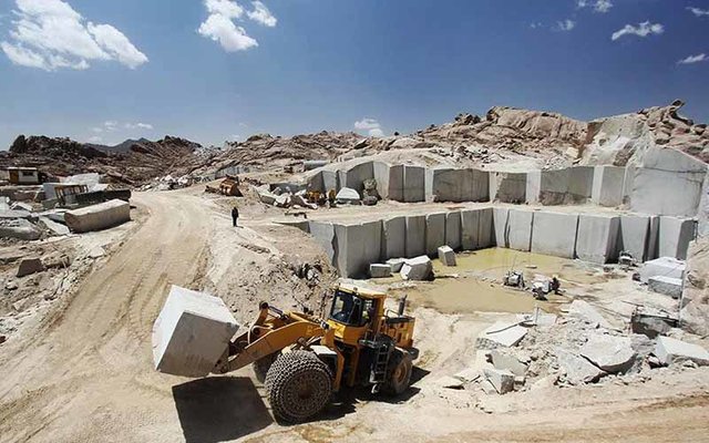 درآمدهای معدنی باید صرف معادن شود درآمدهای معدنی باید صرف معادن شود