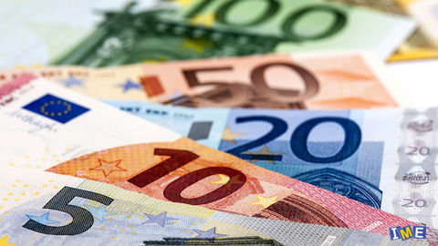نرخ رسمی یورو و پوند افزایش یافت