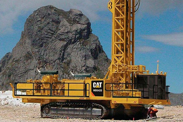 پای دستگاههای حفاری بومی به کوهستانها رسید پای دستگاههای حفاری بومی به کوهستانها رسید