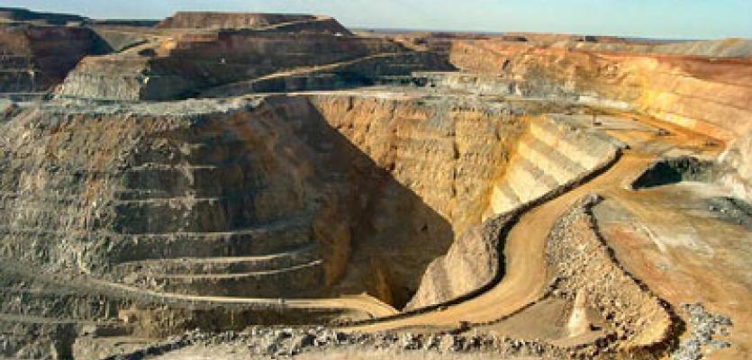 مجتمع طلای موته منتخب تولید کننده برتر سال 97 مجتمع طلای موته منتخب تولید کننده برتر سال 97