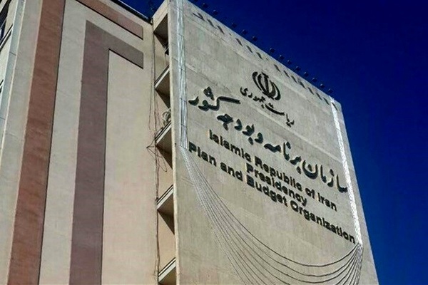 سازمان برنامه و بودجه روابط مالی جدید بین دولت و شرکتهای وزارت نفت را تنظیم میکند سازمان برنامه و بودجه روابط مالی جدید بین دولت و شرکتهای وزارت نفت را تنظیم میکند