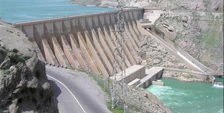 ۵میلیارد متر مکعب آب شیرین به دریا ریخته شد/اشتباه در رها کردن سیاست سدسازی ۵میلیارد متر مکعب آب شیرین به دریا ریخته شد/اشتباه در رها کردن سیاست سدسازی