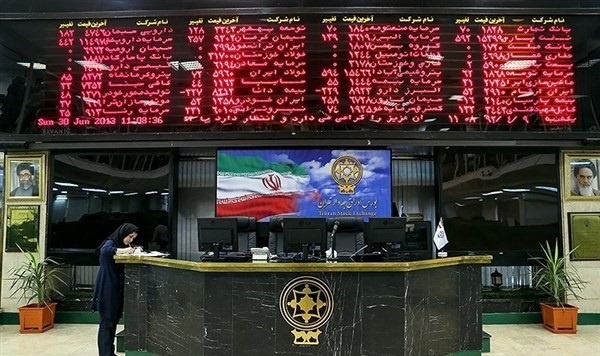 قرار گرفتن نام سپاه در فهرست تروریستی هیچ تاثیری بر بورس نداشت/ با اعلام خبر، شاخص کل 2 هزار واحد مثبت شد قرار گرفتن نام سپاه در فهرست تروریستی هیچ تاثیری بر بورس نداشت/ با اعلام خبر، شاخص کل 2 هزار واحد مثبت شد