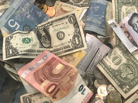 زمینهسازی ورود ارزهای خانگی به بازار زمینهسازی ورود ارزهای خانگی به بازار
