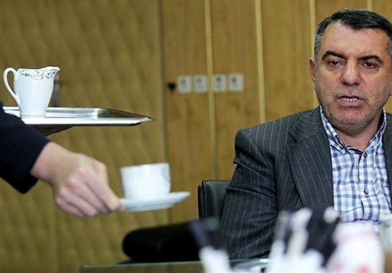 حکم ممنوعالخروجی پوری حسینی پابرجا است حکم ممنوعالخروجی پوری حسینی پابرجا است