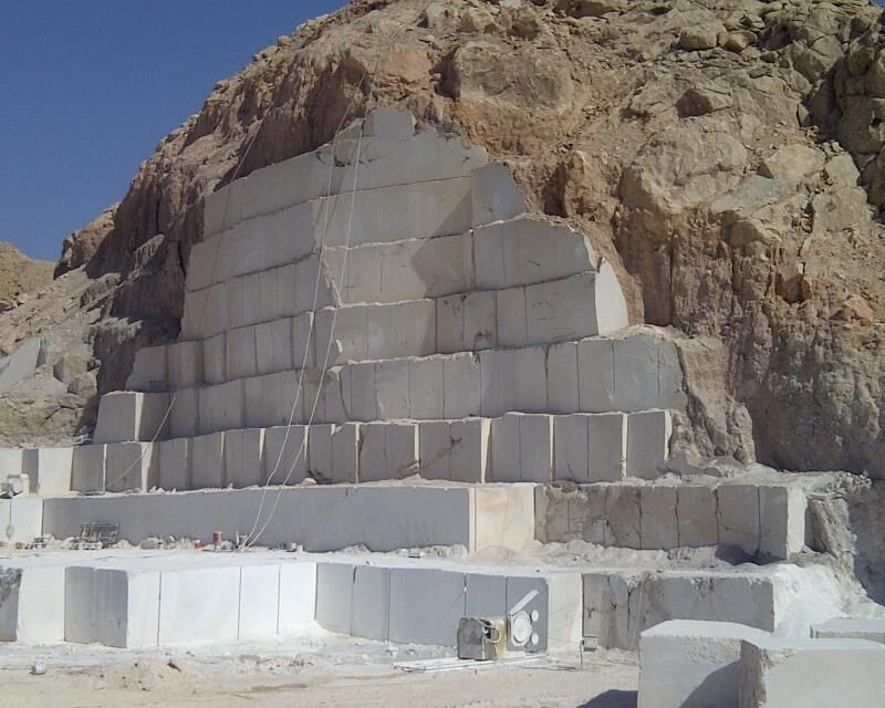 ضعف ناوگان حمل و نقل و خدمات بانکی چالش مهم صادرات سنگ تزئینی است ضعف ناوگان حمل و نقل و خدمات بانکی چالش مهم صادرات سنگ تزئینی است