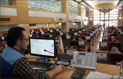 رشد ۱۰ درصدی ارزش معاملات تالار نقره ای رشد ۱۰ درصدی ارزش معاملات تالار نقره ای