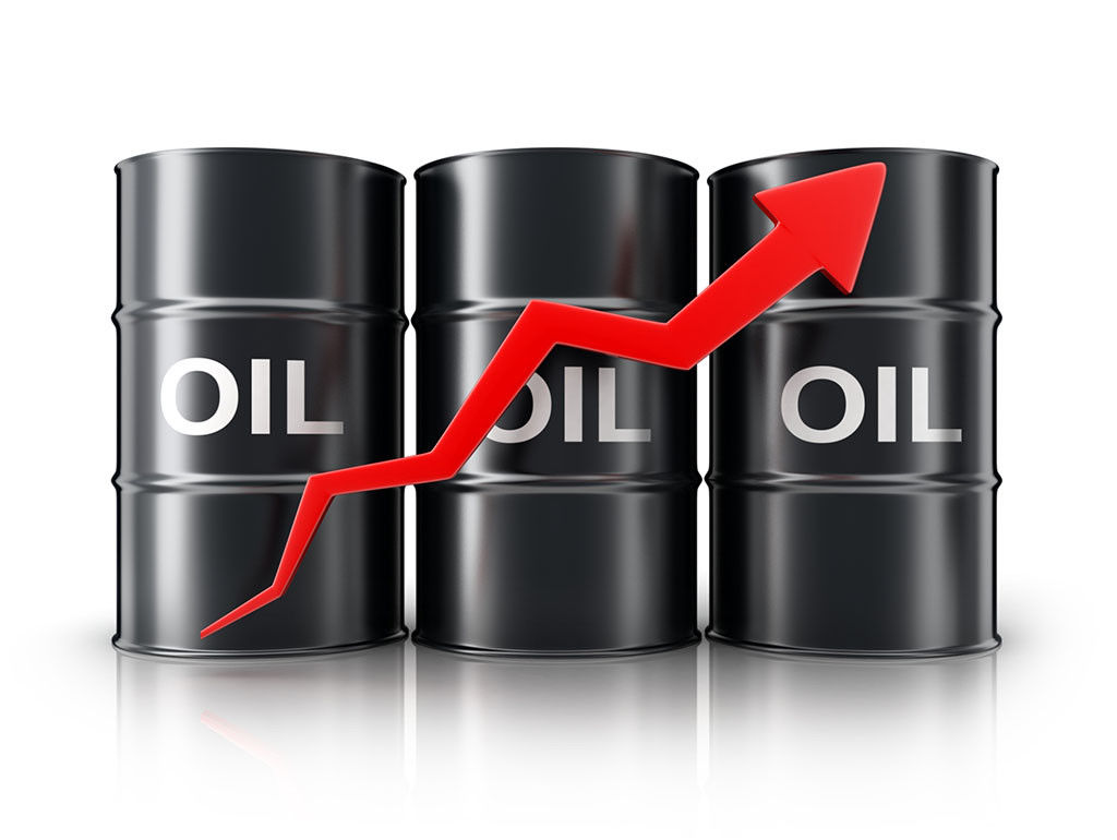 افزایش قیمت نفت همزمان با توفان در آمریکا افزایش قیمت نفت همزمان با توفان در آمریکا