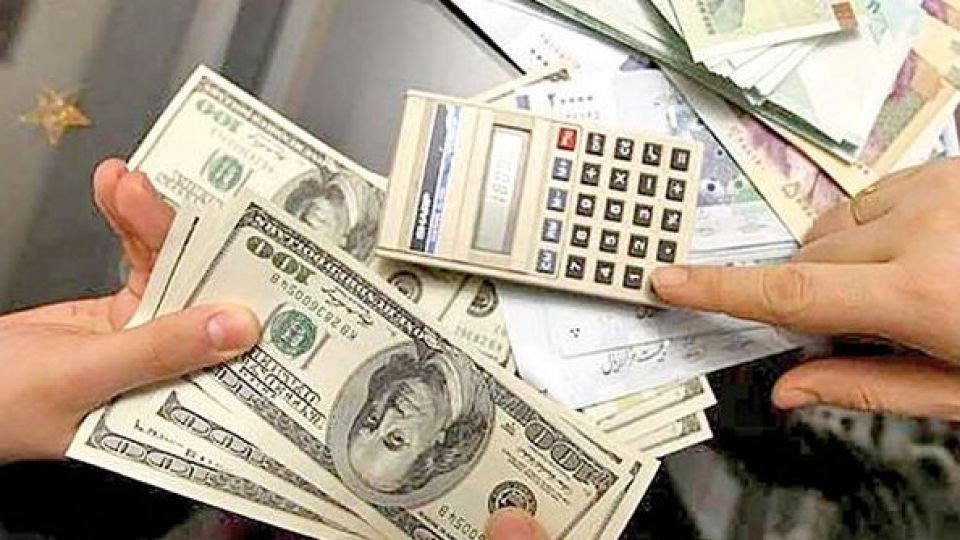 نشست غیرعلنی ارزی مجلس و دولت