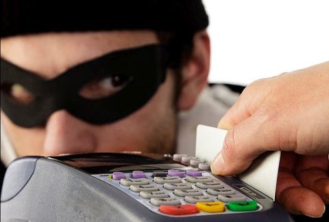 خرید از دستفروشان، افتادن در دام کلاهبرداران سایبری