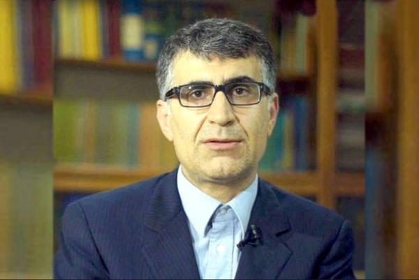 دولت چارهای جز فروش اوراق ندارد/ تورم در اقتصاد ایران هیچ گاه اشتباه محاسبه نشده است دولت چارهای جز فروش اوراق ندارد/ تورم در اقتصاد ایران هیچ گاه اشتباه محاسبه نشده است