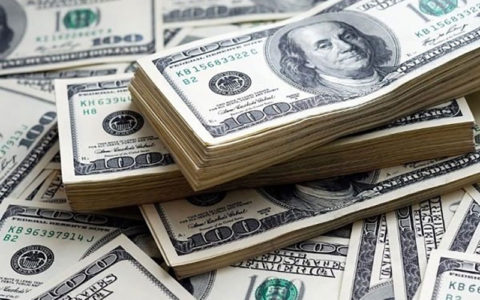 انتقاد از افزایش ۳۰ درصدی نرخ ارز نیمایی انتقاد از افزایش ۳۰ درصدی نرخ ارز نیمایی