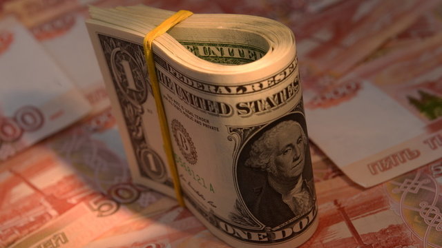 نرخ ۴۷ ارز بین بانکی در ۲۶ مرداد ۹۸ / قیمت ۱۹ ارز دولتی کاهش یافت + جدول