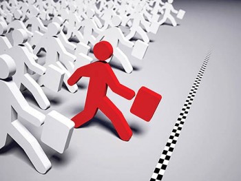 راه‌حل بحران بازار پایه چیست؟/ تجویز خطا برای بازار پایه