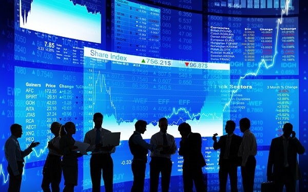 واکنش منفی حقوقیها به صف خرید «خریخت» واکنش منفی حقوقیها به صف خرید «خریخت»