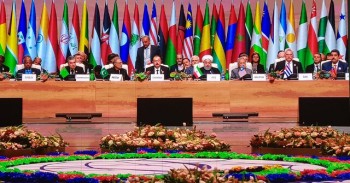 استفاده گستاخانه آمریکا از تحریم/ متن کامل سخنان حسن روحانی استفاده گستاخانه آمریکا از تحریم/ متن کامل سخنان حسن روحانی