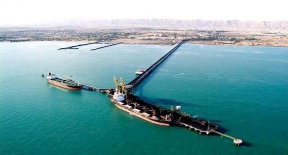 آیین تکریم و معارفه مدیرعامل منطقه ویژه پارسیان برگزار شد آیین تکریم و معارفه مدیرعامل منطقه ویژه پارسیان برگزار شد