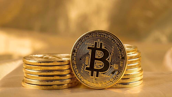 طلا بخریم یا بیت کوین؟ طلا بخریم یا بیت کوین؟
