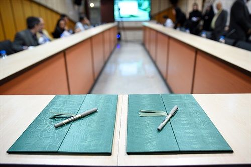 امضای تفاهم‌نامه دانشگاه امیرکبیر و بانک صنعت و معدن