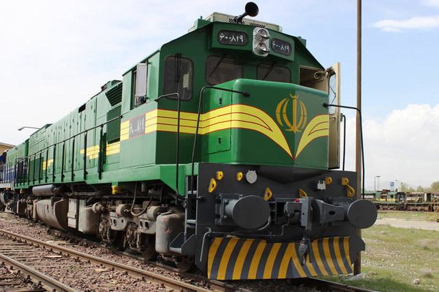 سرعت قطار کرمانشاه تا پایان سال افزایش مییابد سرعت قطار کرمانشاه تا پایان سال افزایش مییابد