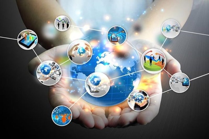 بنزین تک نرخی نمی‌شود / به دنبال قطع اینترنت جهانی نیستیم