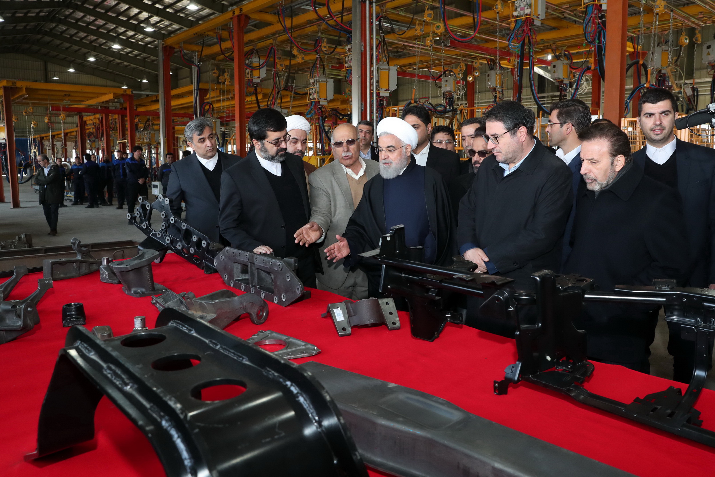 خط تولید خودروی تجاری سنگین با نام «چاپار» خط تولید خودروی تجاری سنگین با نام «چاپار»