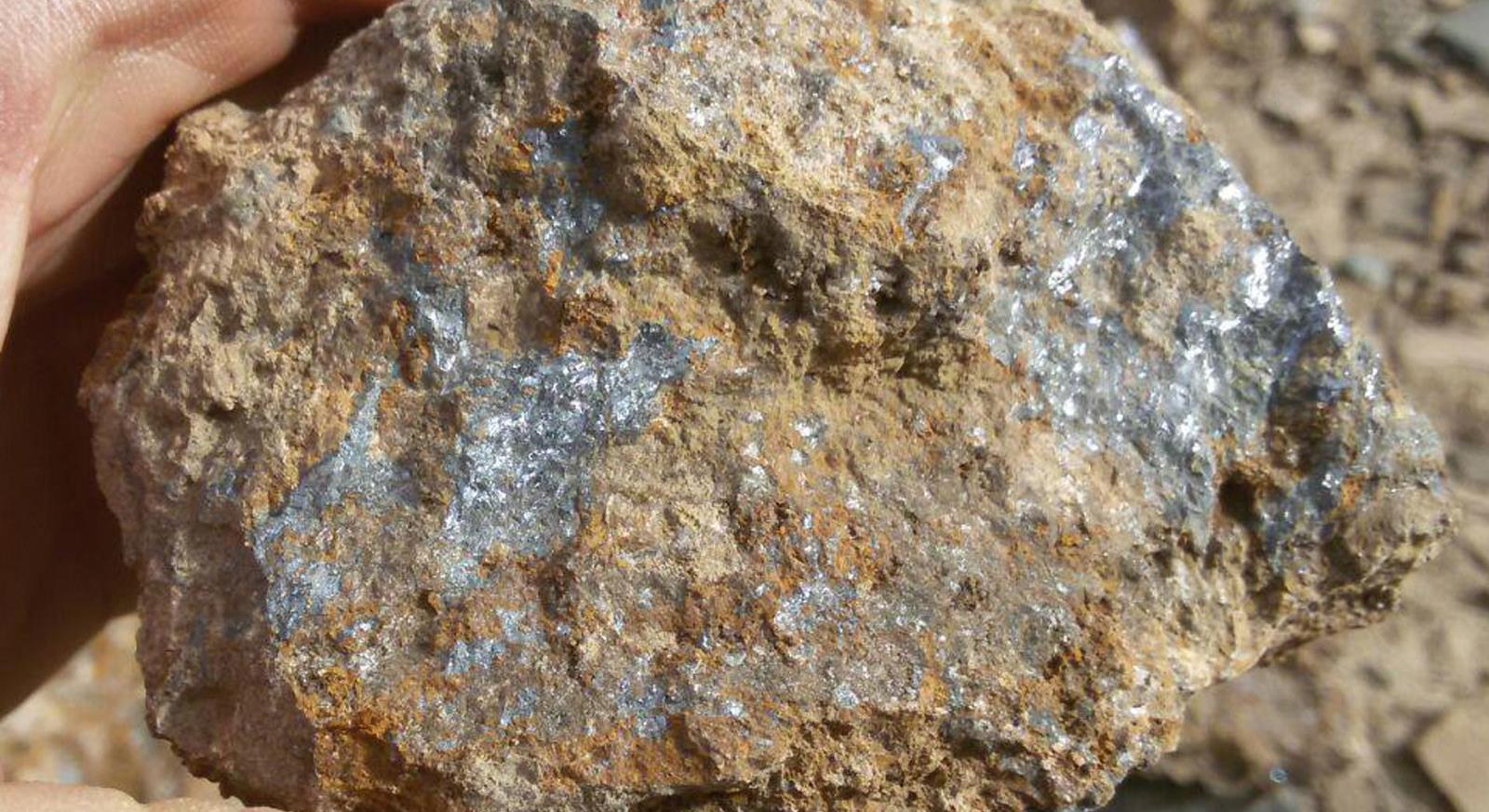 قیمت مناسب روی، بسیاری از پروژههای معدنی را فعال کرده است قیمت مناسب روی، بسیاری از پروژههای معدنی را فعال کرده است